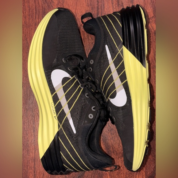Nike lunar